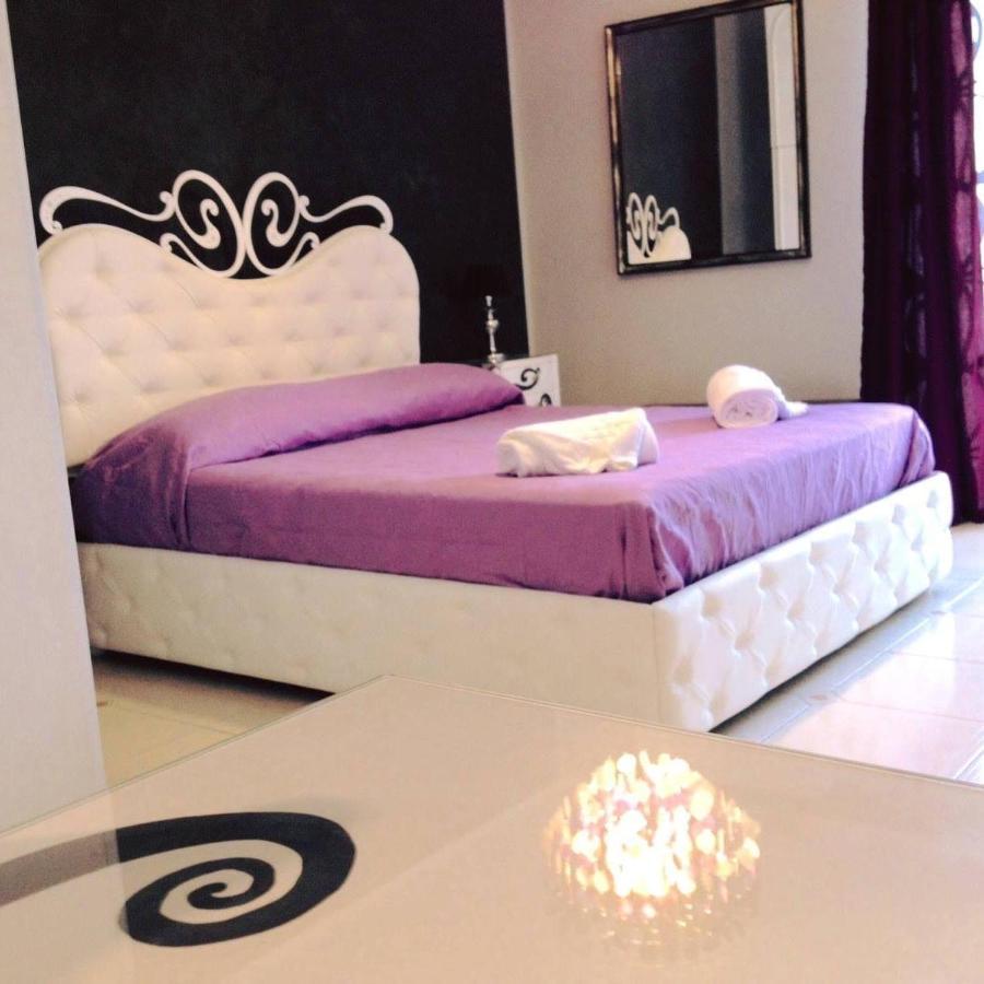 B&B A Due Passi Dal Mare Taormina Bagian luar foto