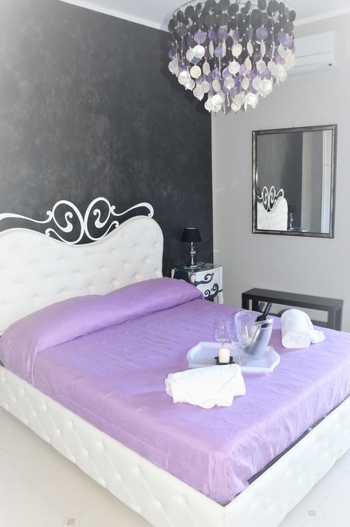 B&B A Due Passi Dal Mare Taormina Bagian luar foto
