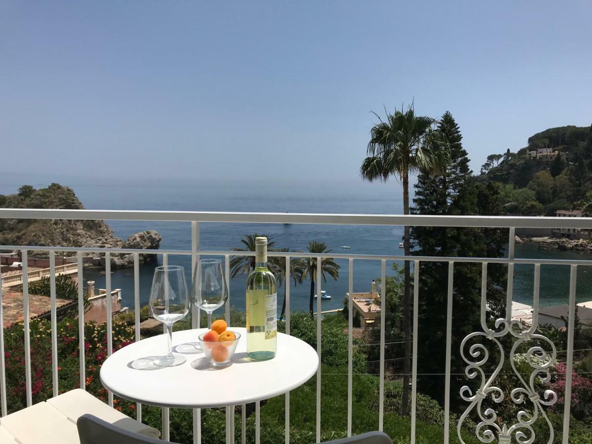 B&B A Due Passi Dal Mare Taormina Bagian luar foto